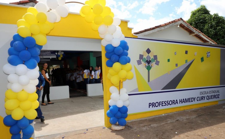 Cidades de Viana, Olinda Nova e São Bento recebem obras como reforma de  escolas e restaurante